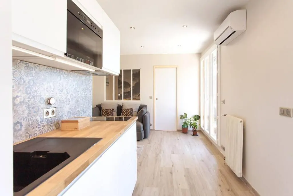 Appartement L36 Sea View Terrace 10Min Walking To Sea/Parking & Ac à Nice 0*,  France